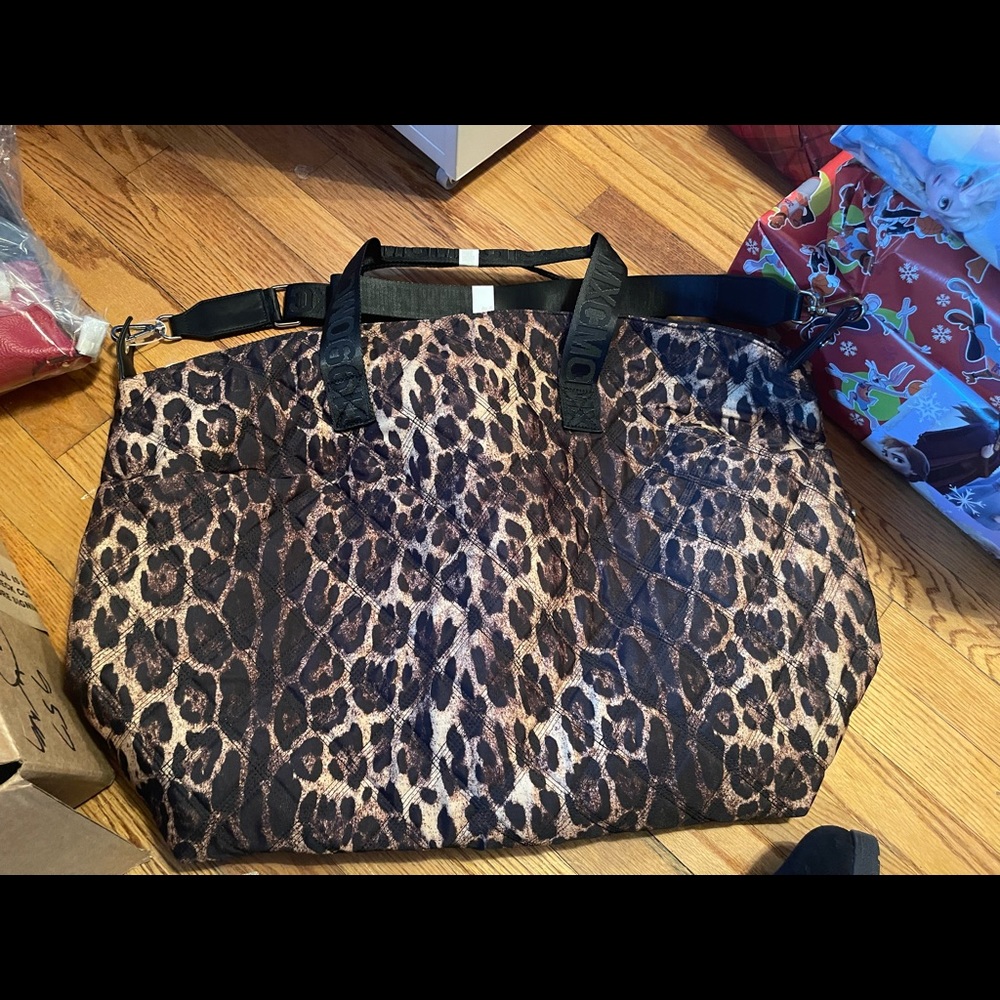 Steve Madden Leopard travel bag